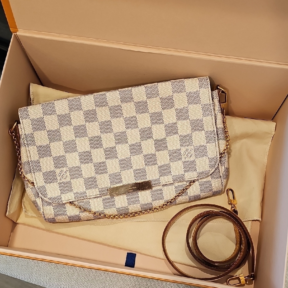LV Azur Favorite